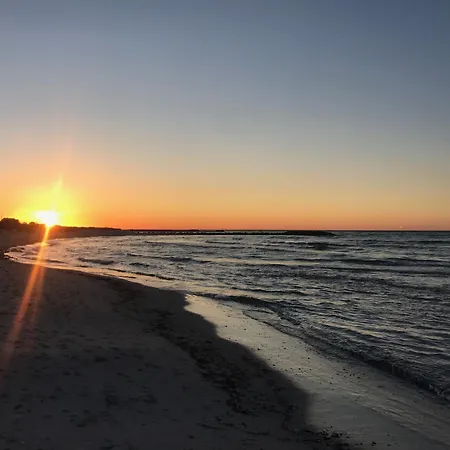 Апартаменты Strandwohnung Mit Grosser Terrasse In Erster Reihe Am Schoenberger Strand, Kajak, Wallbox, 24h Self Check-in, Disneyplus Шёнбергер-Штранд