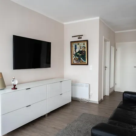 Strandwohnung Mit Grosser Terrasse In Erster Reihe Am Schoenberger Strand, Kajak, Wallbox, 24h Self Check-in, Disneyplus *