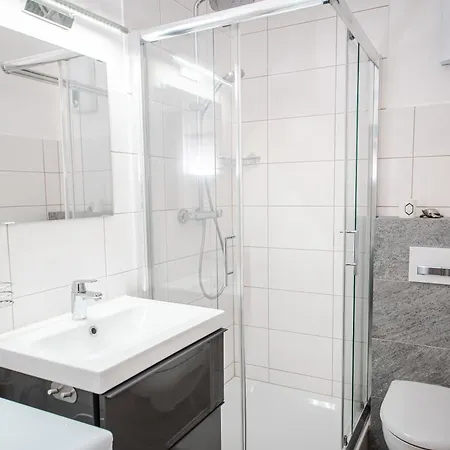 Strandwohnung Mit Grosser Terrasse In Erster Reihe Am Schoenberger Strand, Kajak, Wallbox, 24h Self Check-in, Disneyplus Апартаменты Шёнбергер-Штранд